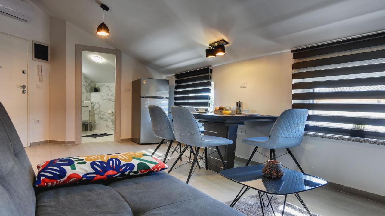 Exclusive Pula City Apartments Buitenkant foto