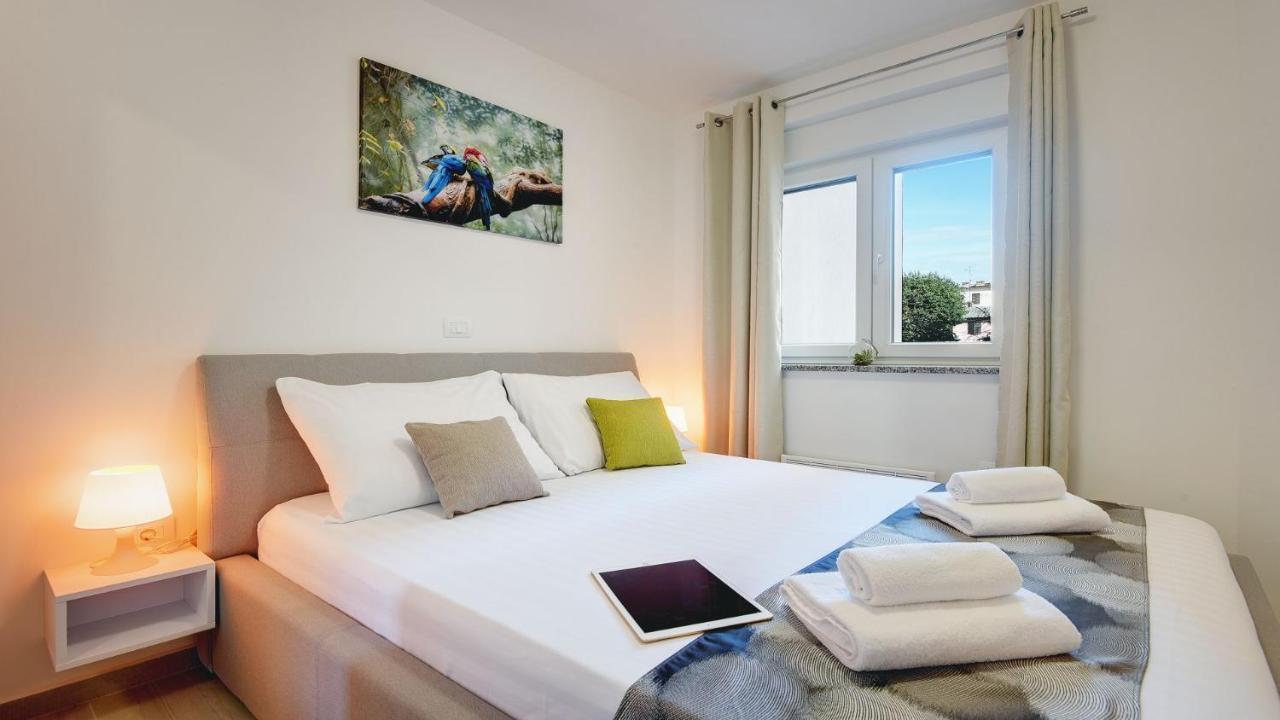Exclusive Pula City Apartments Buitenkant foto